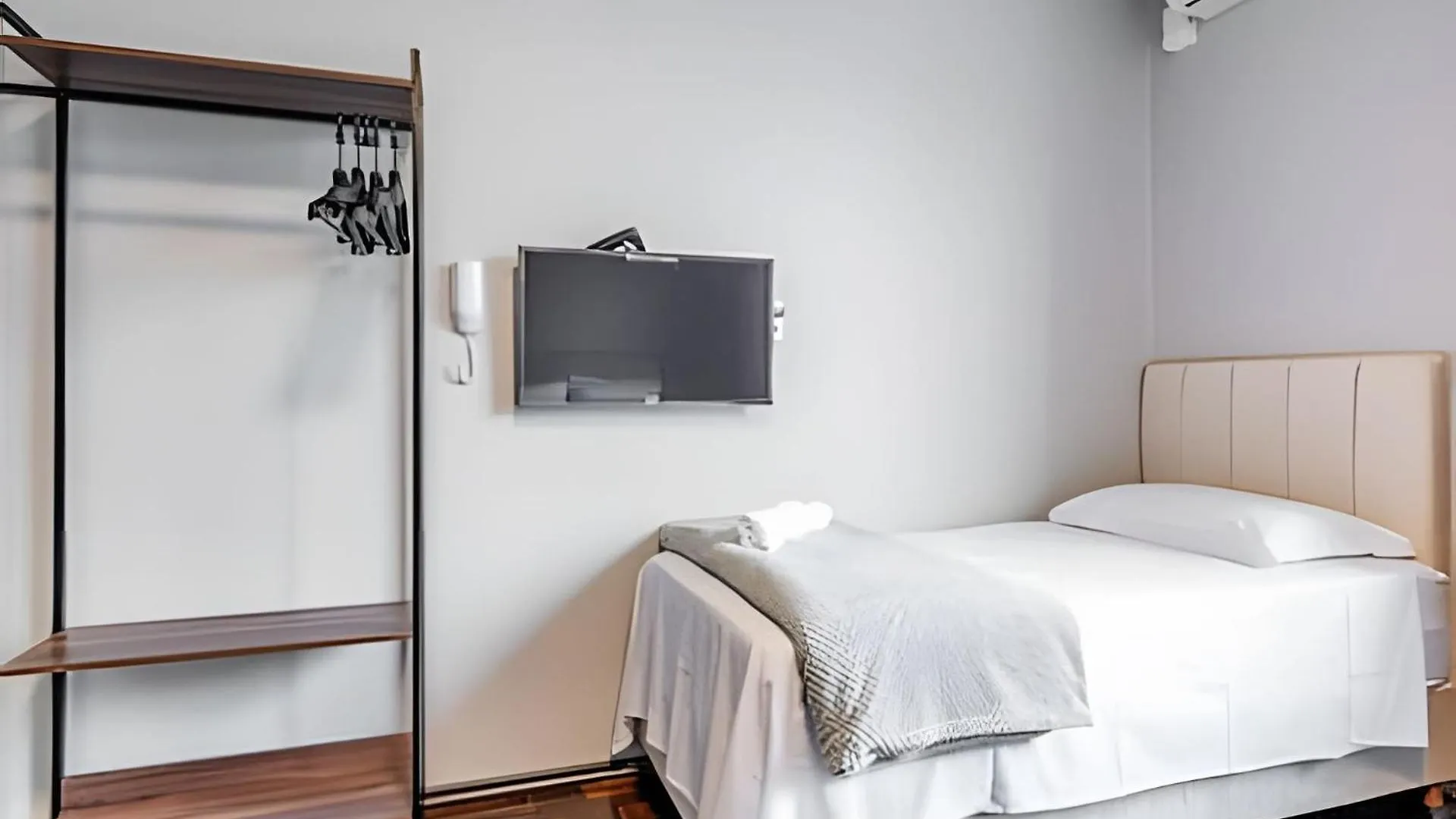 Apartamentos A 600M Da Vila Germanica 布卢梅瑙 0*,